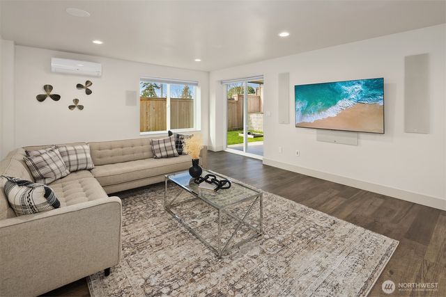 2144 NW 201st Street, Shoreline, WA 98177