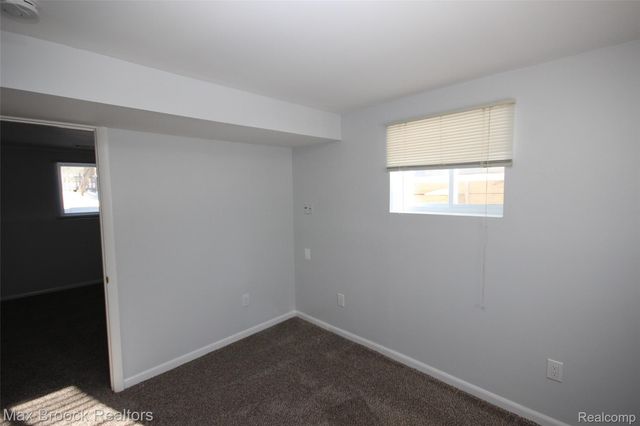2120 DAINTREE Avenue, West Bloomfield Charter Township, MI 48323