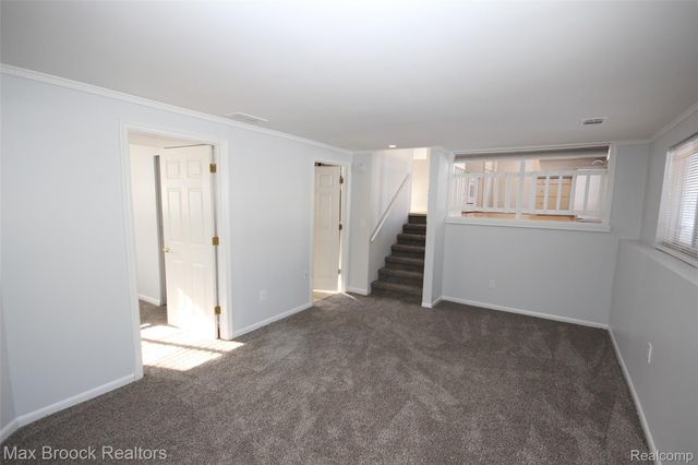 2120 DAINTREE Avenue, West Bloomfield Charter Township, MI 48323