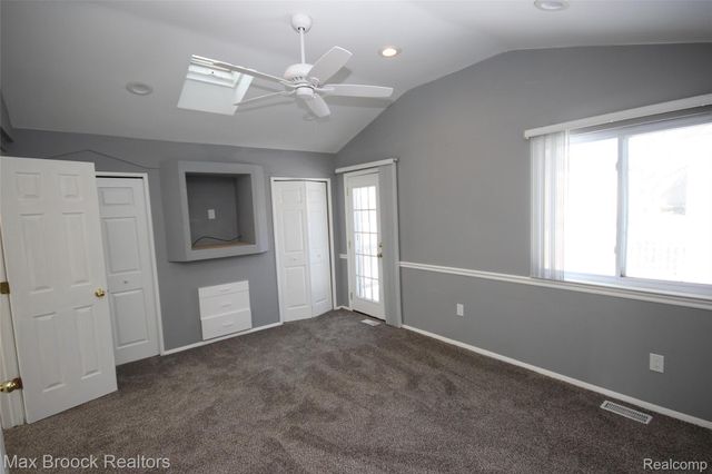 2120 DAINTREE Avenue, West Bloomfield Charter Township, MI 48323