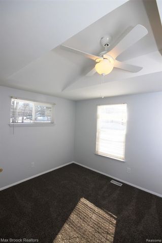2120 DAINTREE Avenue, West Bloomfield Charter Township, MI 48323
