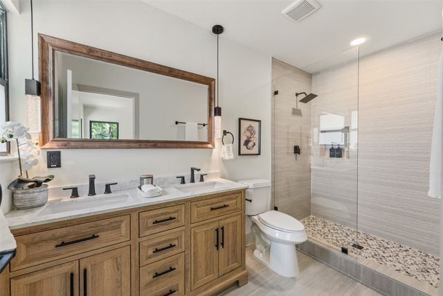 1711 Quadrangle Drive, Dallas, TX 75228