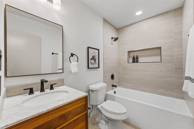 1711 Quadrangle Drive, Dallas, TX 75228