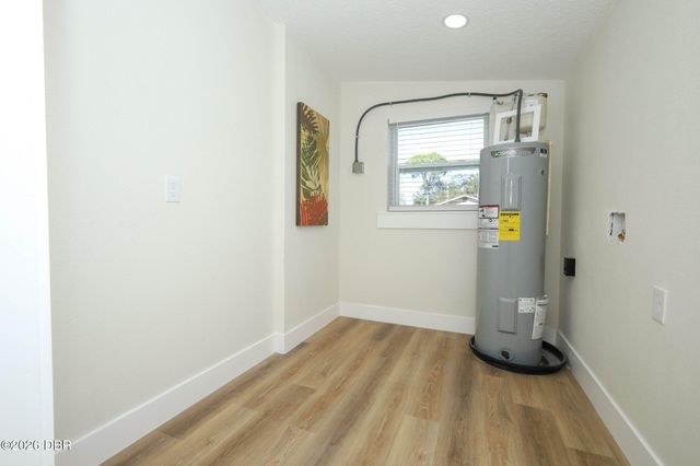 341 Hammond Street, New Smyrna Beach, FL 32168