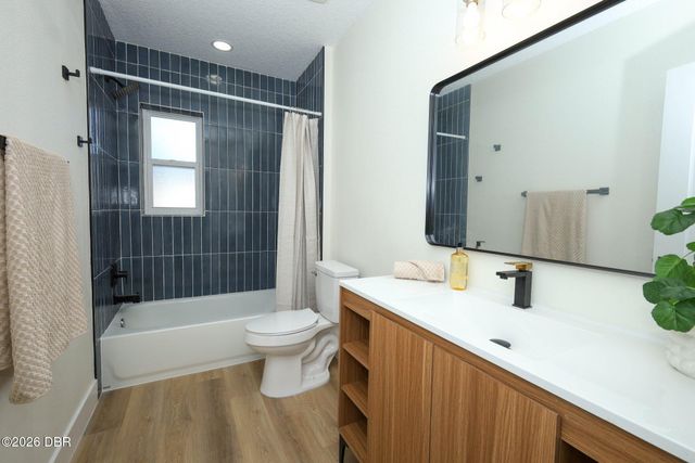 341 Hammond Street, New Smyrna Beach, FL 32168