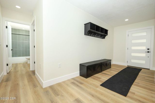 341 Hammond Street, New Smyrna Beach, FL 32168