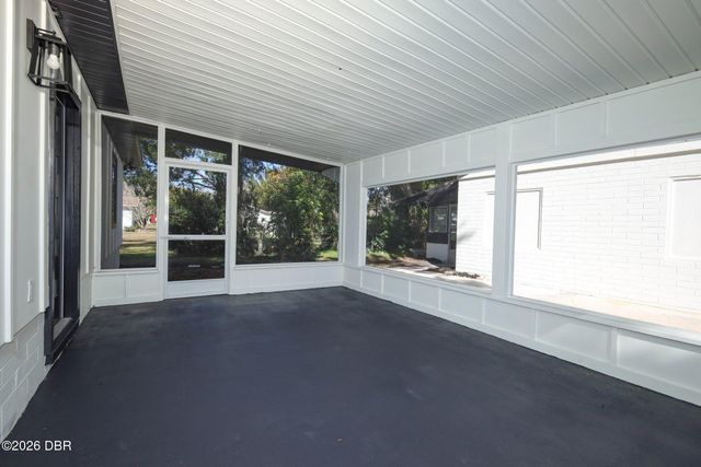 341 Hammond Street, New Smyrna Beach, FL 32168