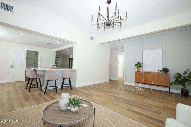 341 Hammond Street, New Smyrna Beach, FL 32168