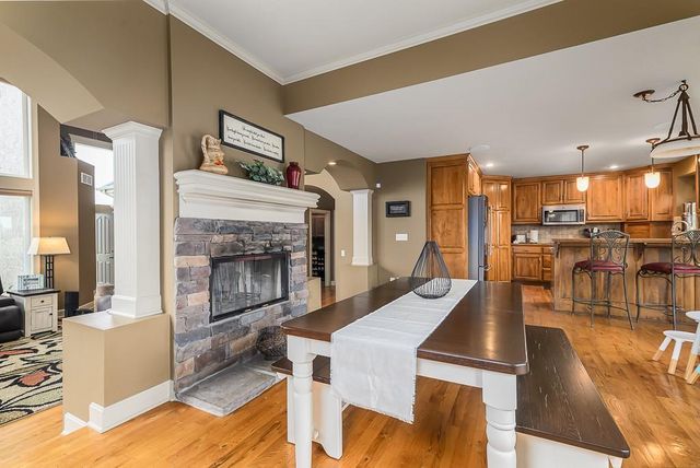 924 E 1938th Road, Eudora, KS 66025