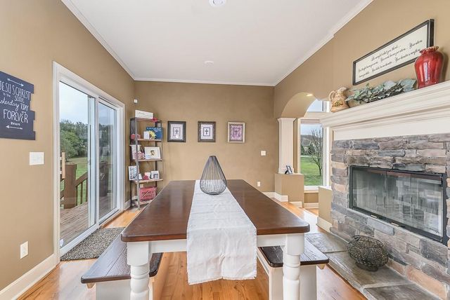 924 E 1938th Road, Eudora, KS 66025