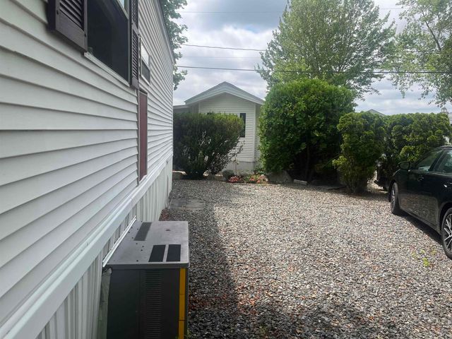 308 State Route 286 # 77, Seabrook, NH 03848