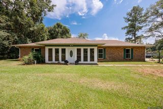 2453 La Hwy 67, Slaughter, LA 70777