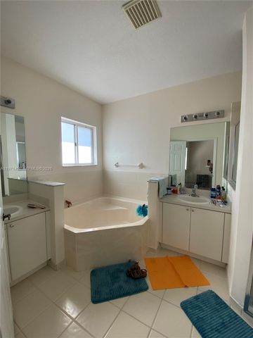 1978 SE 23rd Ter, Homestead, FL 33035