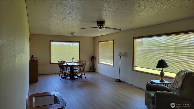 1296 US HWY 12, Chehalis, WA 98532
