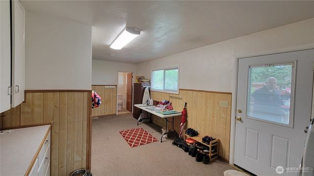 1296 US HWY 12, Chehalis, WA 98532