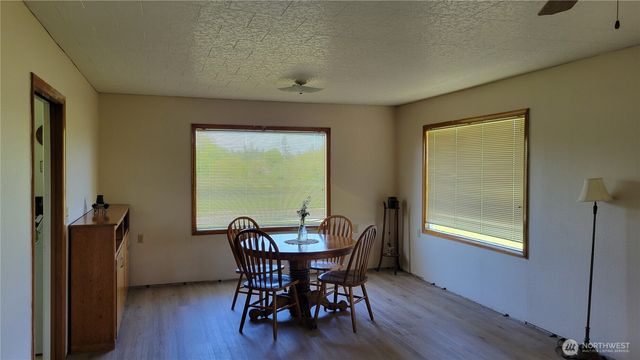 1296 US HWY 12, Chehalis, WA 98532