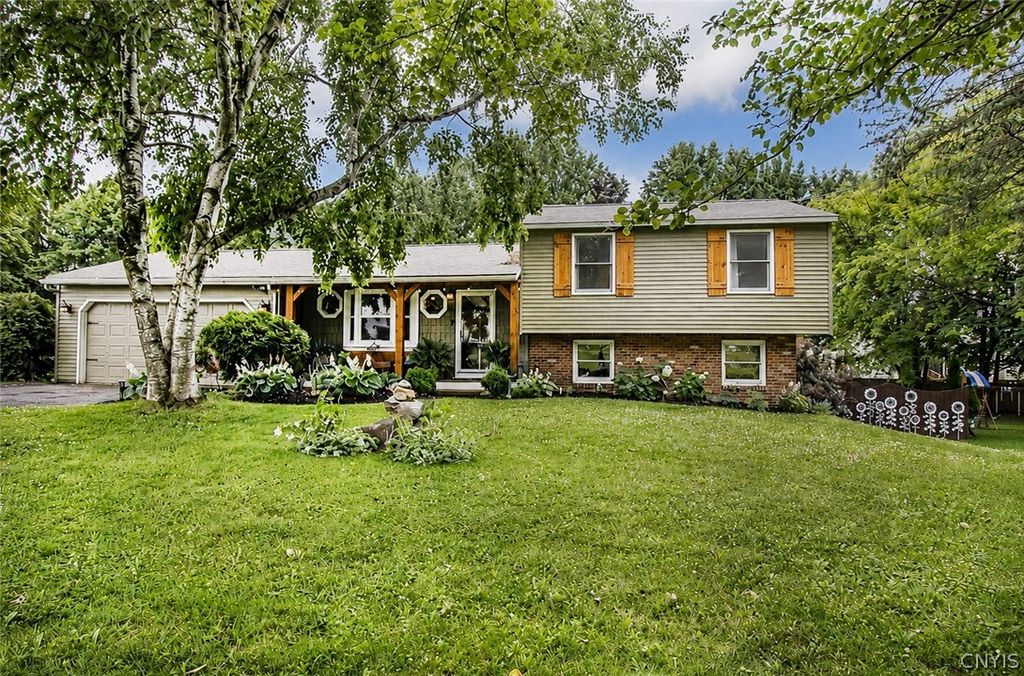 8244 East Seneca, Manlius, NY 13104