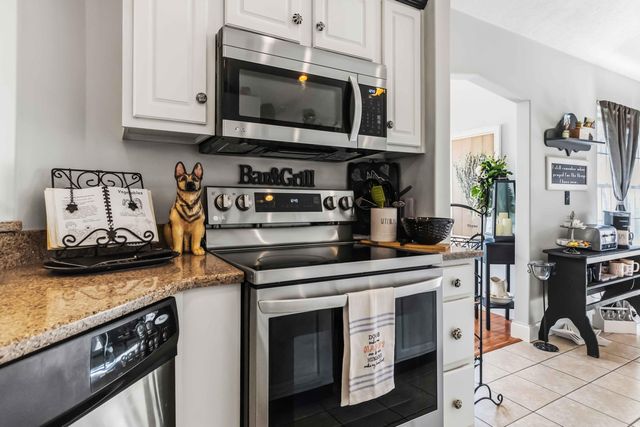 398 Carriage Lane, Jamestown, KY 42629