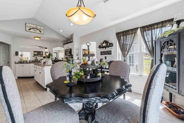 398 Carriage Lane, Jamestown, KY 42629