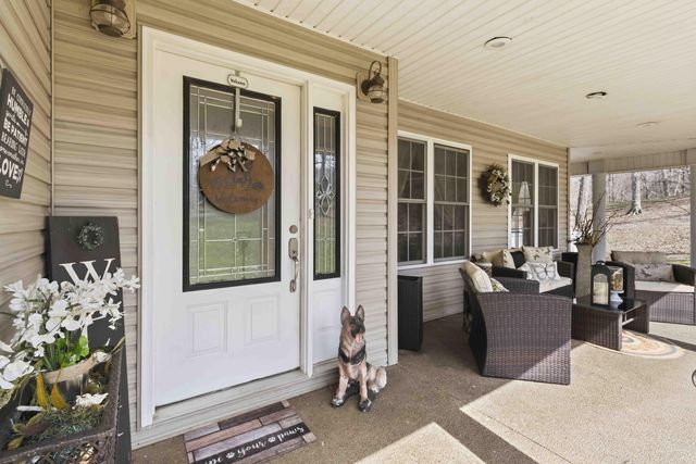 398 Carriage Lane, Jamestown, KY 42629