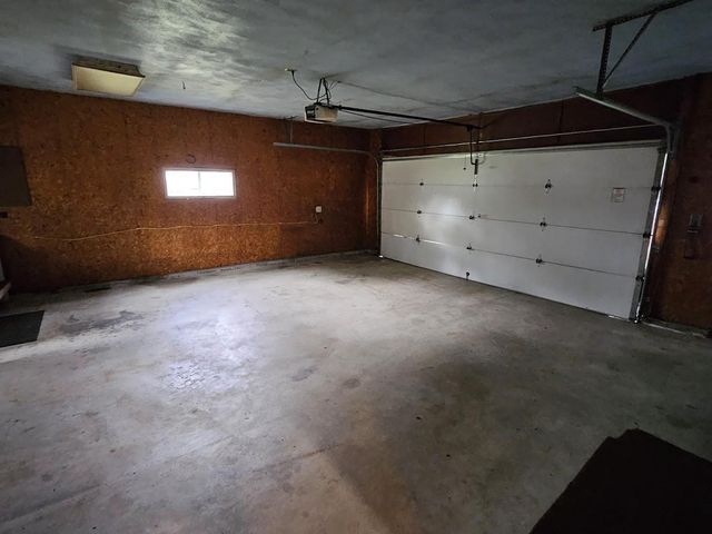 1844 Garden Drive, Janesville, WI 53546
