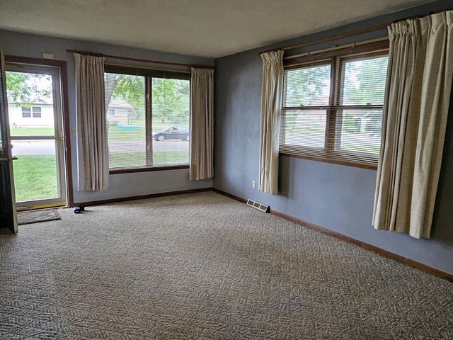 1844 Garden Drive, Janesville, WI 53546