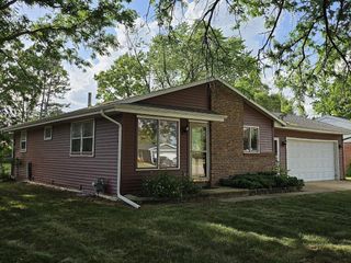 1844 Garden Drive, Janesville, WI 53546