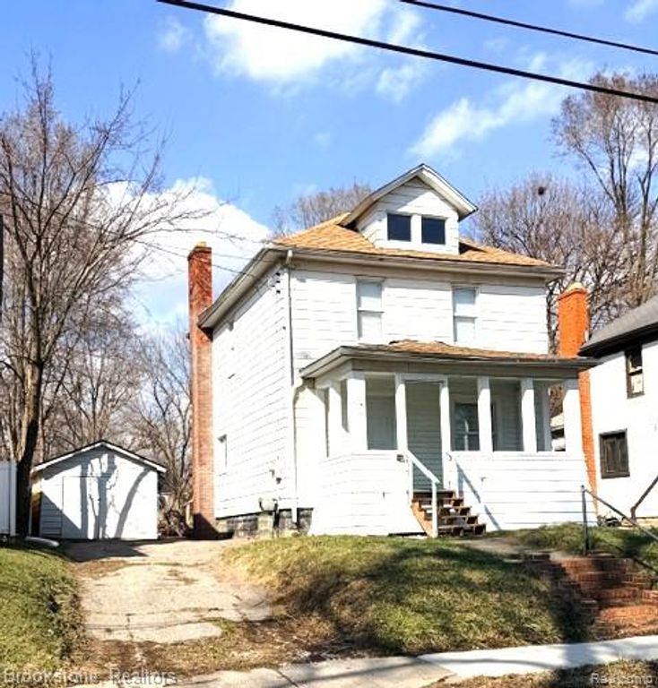 54 Hudson Avenue, Pontiac, MI 48342