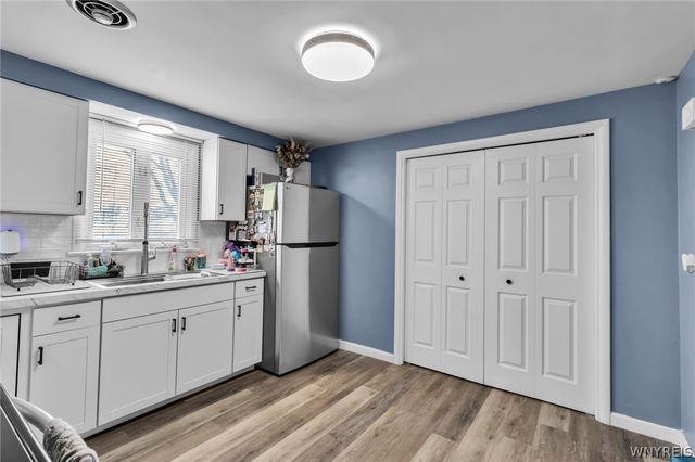 21 Eisenhower Drive, Lockport City, NY 14094