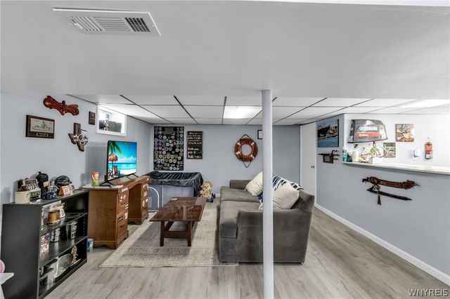 21 Eisenhower Drive, Lockport City, NY 14094