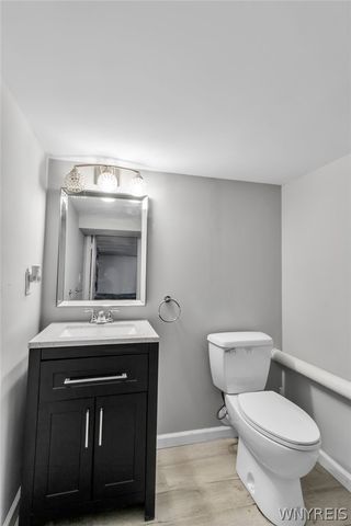 21 Eisenhower Drive, Lockport City, NY 14094