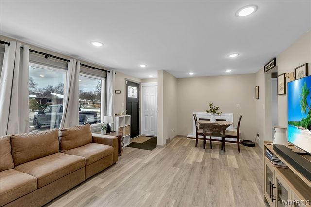 21 Eisenhower Drive, Lockport City, NY 14094