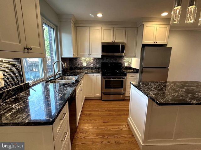 7 CLIFFORD AVE, Alexandria, VA 22305