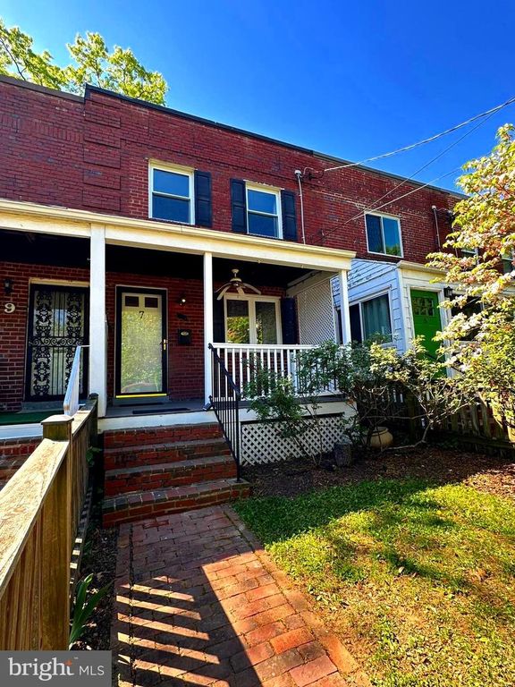 7 CLIFFORD AVE, Alexandria, VA 22305