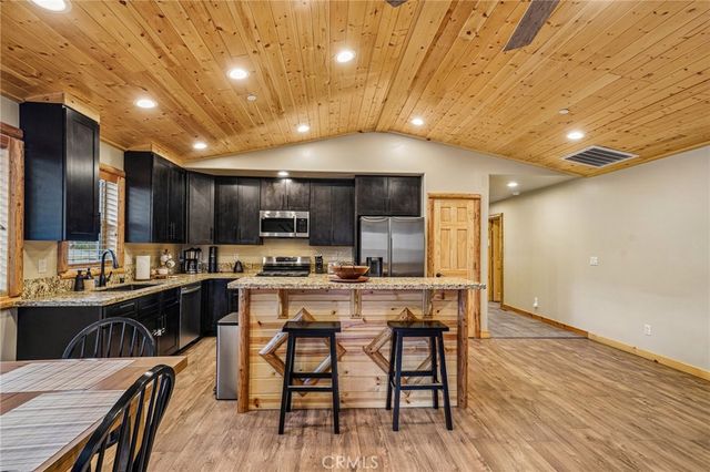933 Spruce, Big Bear City, CA 92314