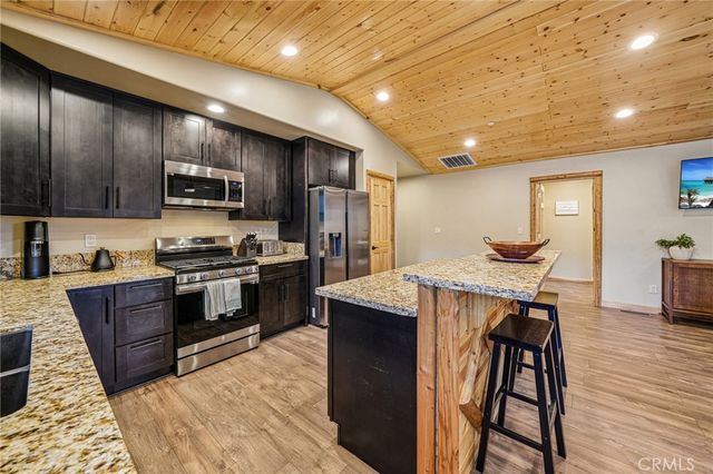 933 Spruce, Big Bear City, CA 92314