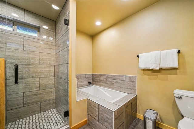 933 Spruce, Big Bear City, CA 92314