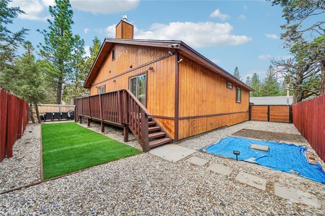 933 Spruce, Big Bear City, CA 92314