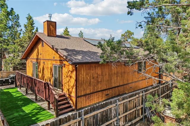 933 Spruce, Big Bear City, CA 92314