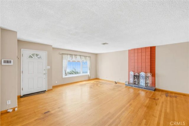 5137 Peacock, Riverside, CA 92505