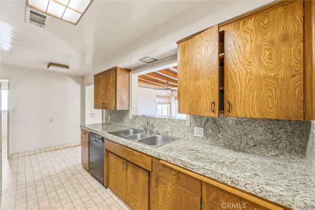 5137 Peacock, Riverside, CA 92505