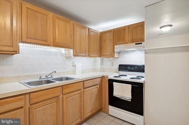 20 S VILLAGE AVE, Exton, PA 19341