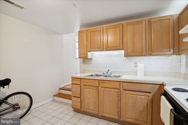 20 S VILLAGE AVE, Exton, PA 19341