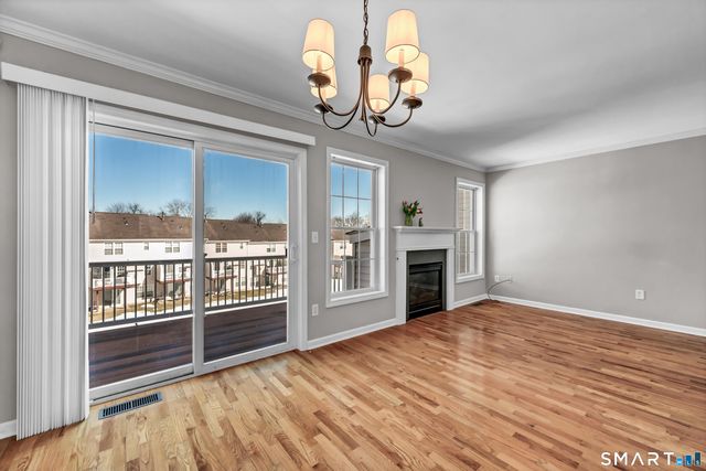 902 Sienna Drive 902, Danbury, CT 06810