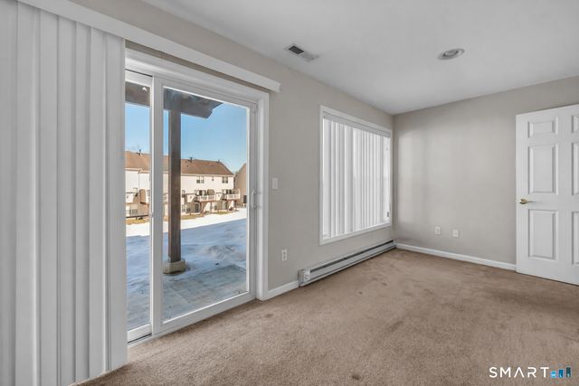 902 Sienna Drive 902, Danbury, CT 06810