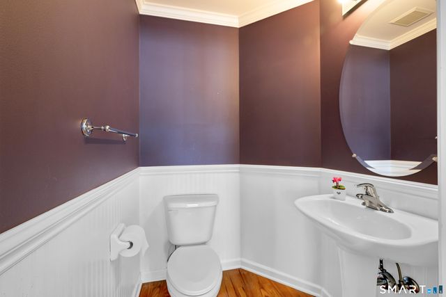 902 Sienna Drive 902, Danbury, CT 06810