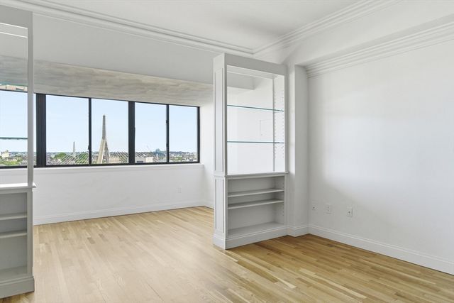 6 Whittier Place 17D, Boston, MA 02114