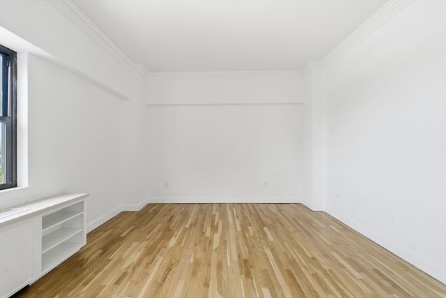 6 Whittier Place 17D, Boston, MA 02114