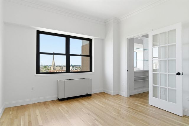6 Whittier Place 17D, Boston, MA 02114