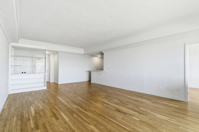 6 Whittier Place 17D, Boston, MA 02114